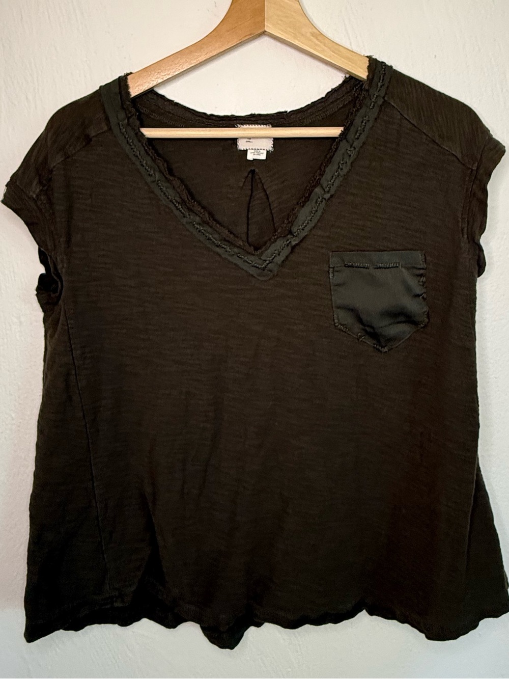 Anthropologie Women's Distressed V-Neck with Satin Pocket Tee in Dark Green